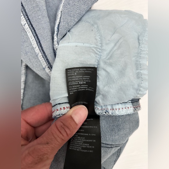 Bebe Blue denim deep V-neck Short Sleeve front zip Jumpsuit - Size 25 - Picture 8 of 8